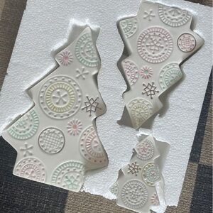 NWB Lennox Ceramic Christmas Tree 3-Piece Set with Pastel Accents